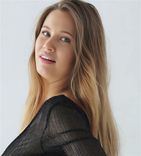 Newest Galleries at elitebabes.com.